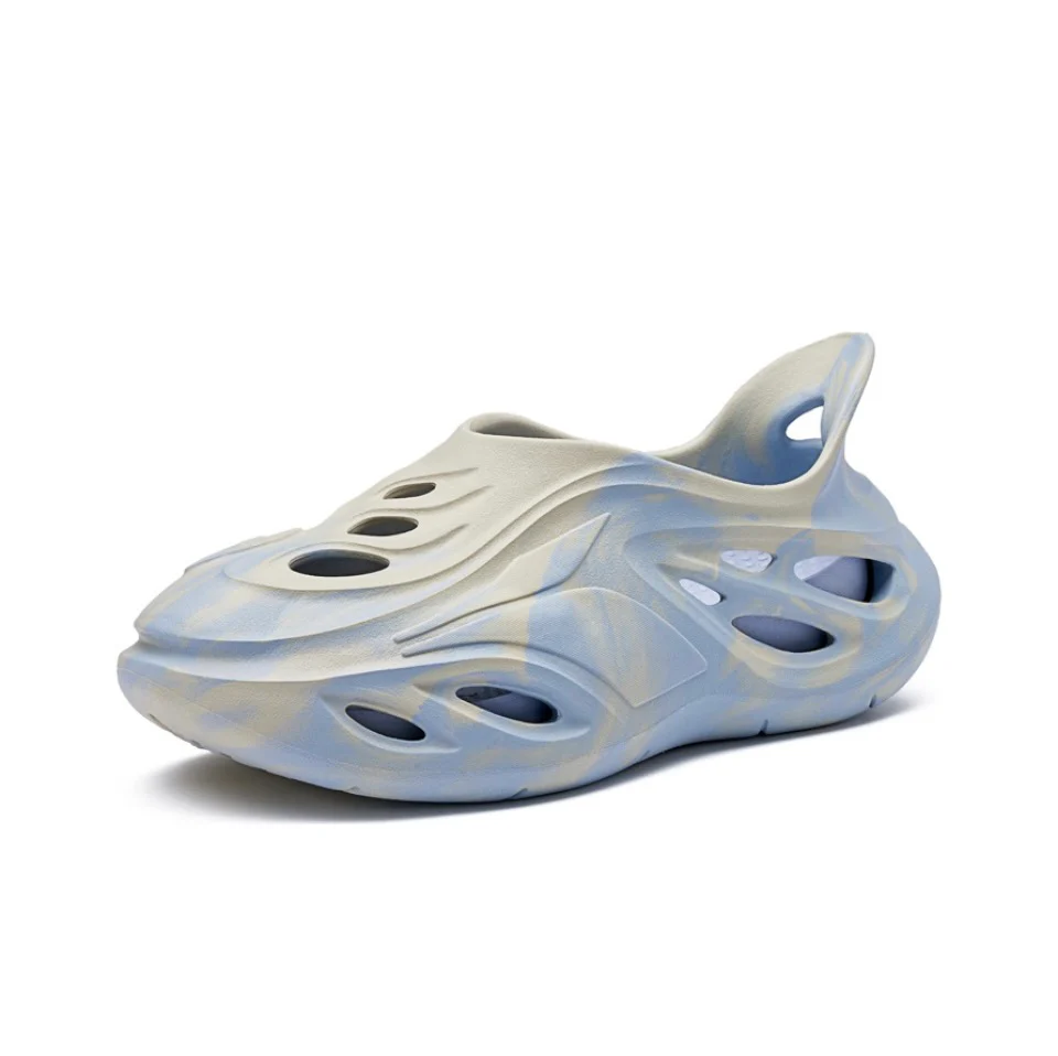 361° Swimming Whale 1 ‘Blue and Gray' - Image 3