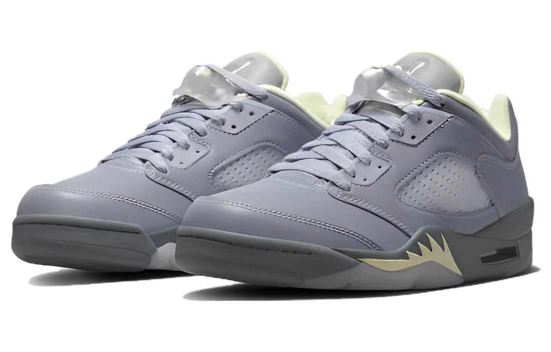 Air Jordan 5 Retro Low âIndigo Hazeâ ăWomenă - Image 3