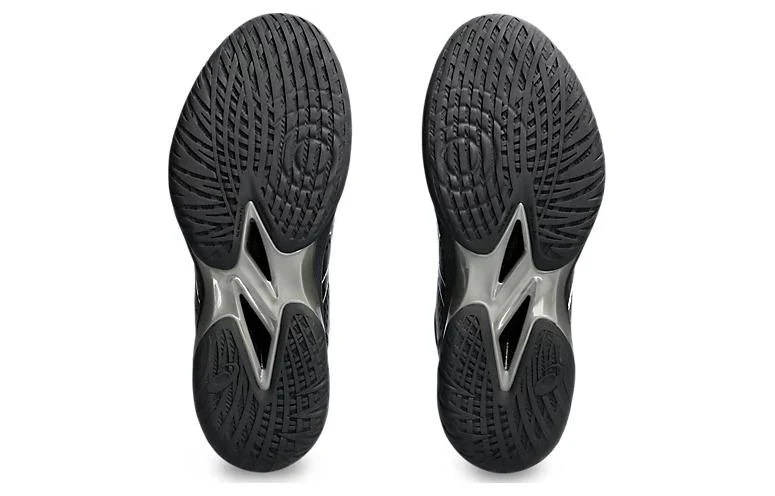 Asics Gelhoop V16 Black Pure Silver - Image 4