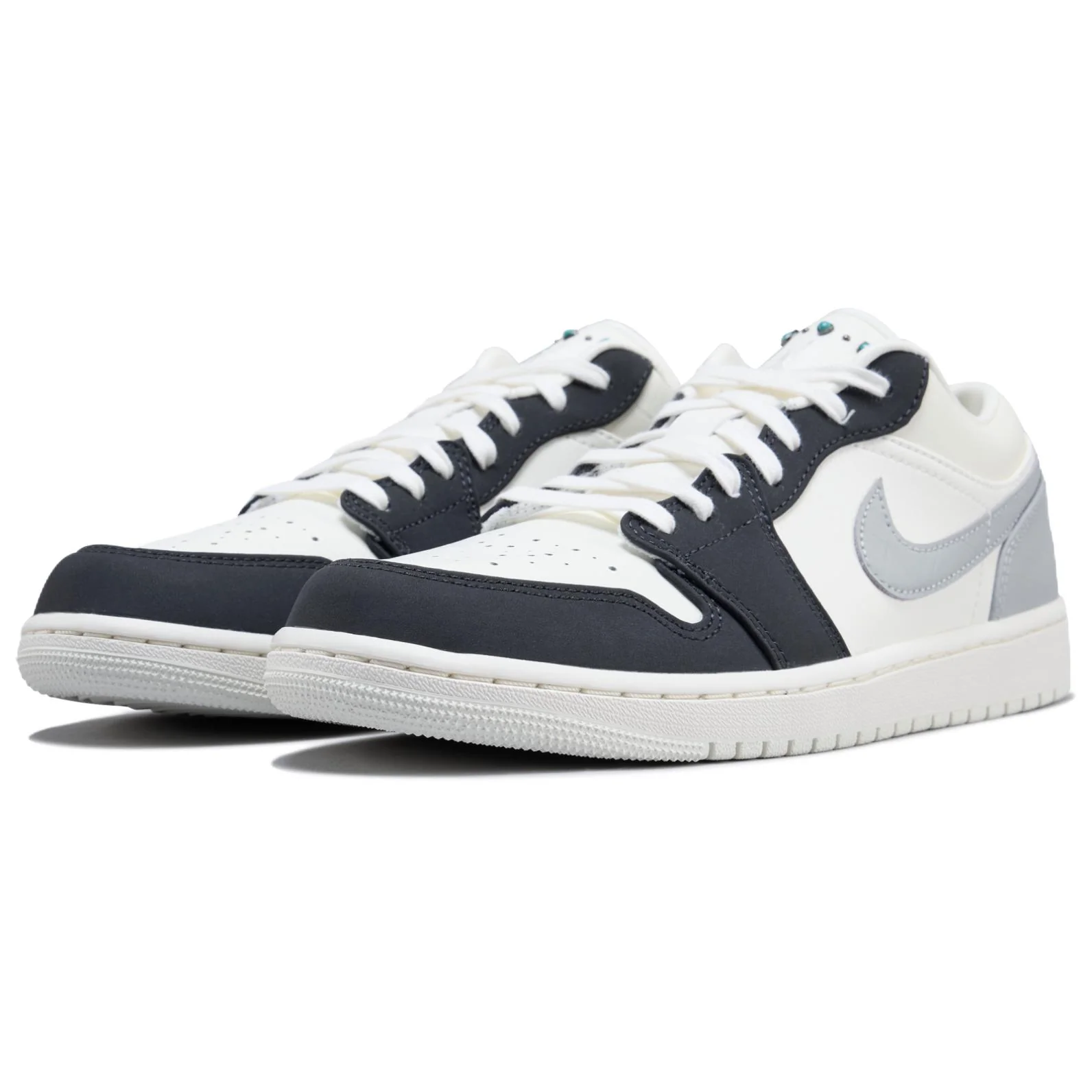 Jordan Air Jordan 1 'White Gray Black' - Image 3