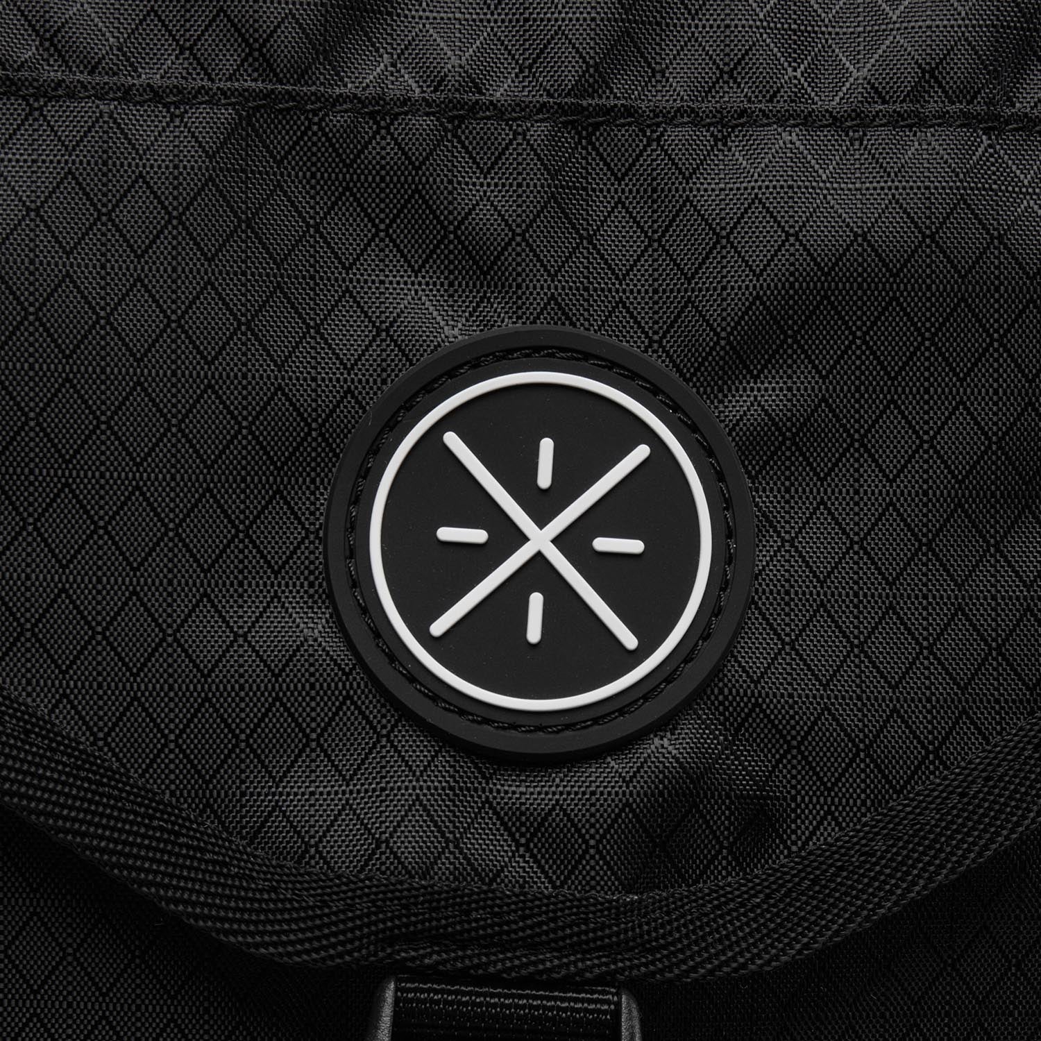 LiNing Polyester Backpack Unisex Black - Image 3