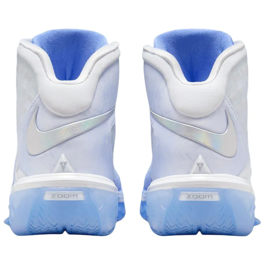 Nike Kobe 3 Protro 'Christmas' - Image 4